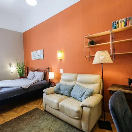 Pesto Private Hostel
