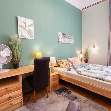 Pesto Private Hostel *